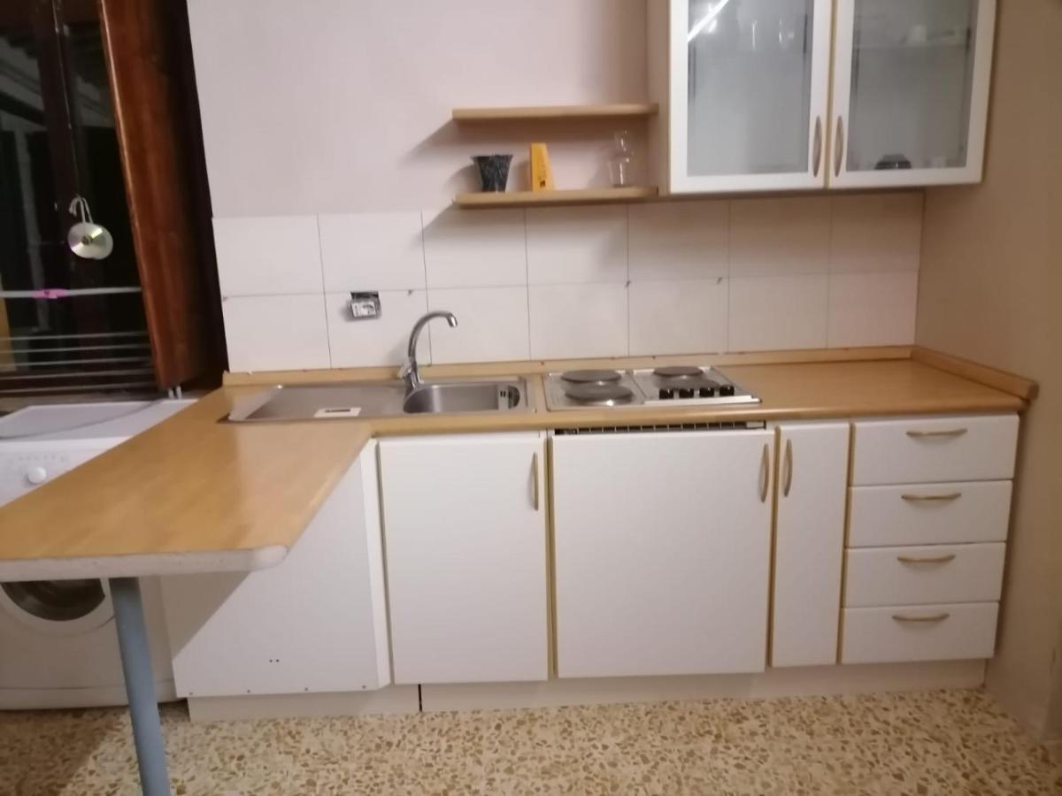 Il Vicoletto Di Bibi - B&B Staffolo Exterior foto
